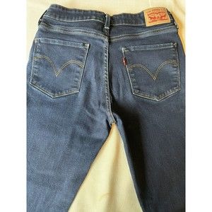 Levi's Women's Mid rise Skinny Jeans Dark Blue Size 6 slim Stretchy Denim pants
